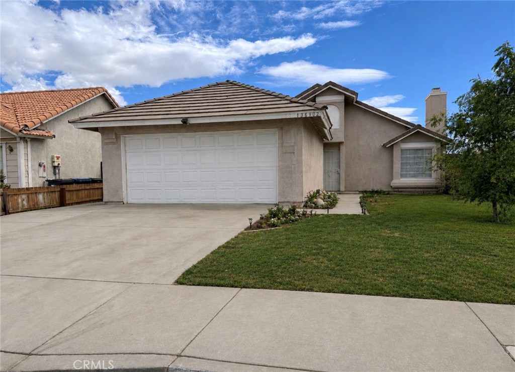 36902 Goldenview, Palmdale, CA 93552 — photo 1