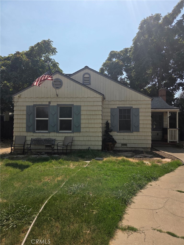52 W 25th, Merced, CA 95340 — photo 1
