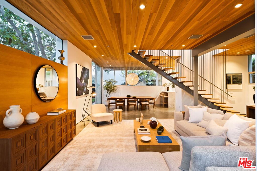 249 Rennie Avenue, Los Angeles, CA 90291 — photo 1