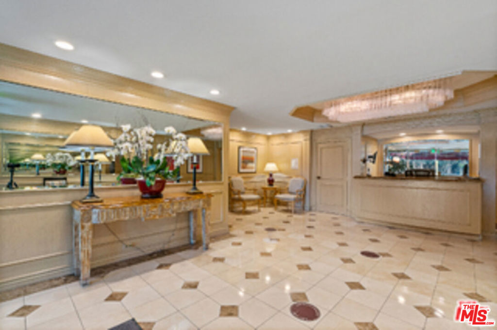 10751 Wilshire Boulevard 906, Los Angeles, CA 90024 — photo 1