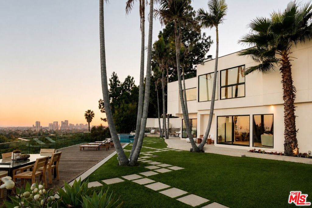 1185 Loma Linda Drive, Beverly Hills, CA 90210 — photo 1