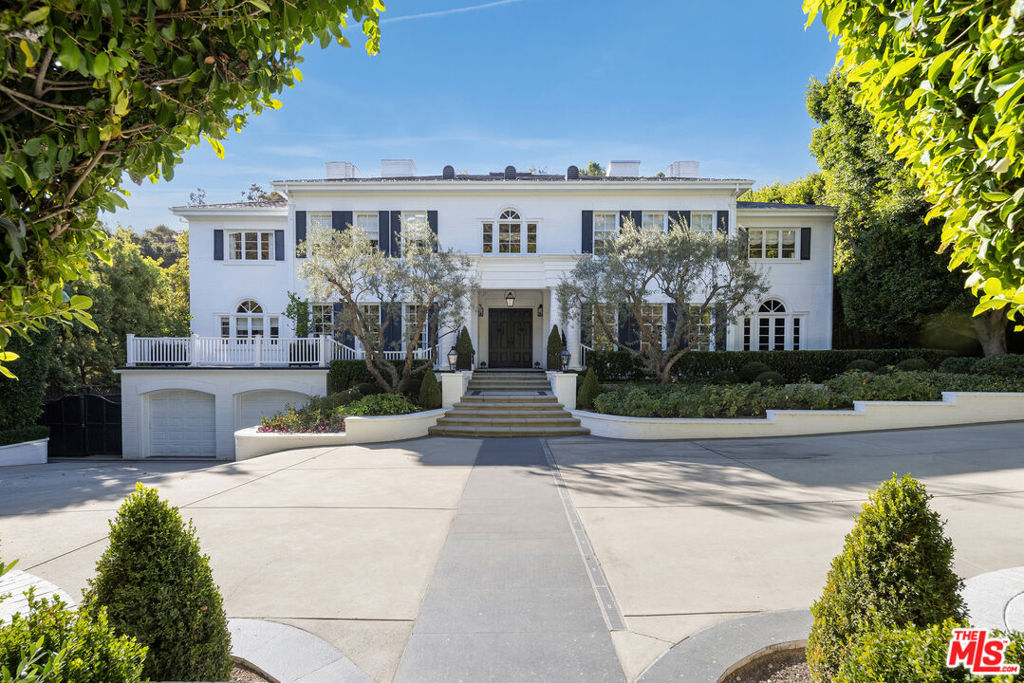 9135 Hazen Drive, Beverly Hills, CA 90210 — photo 1
