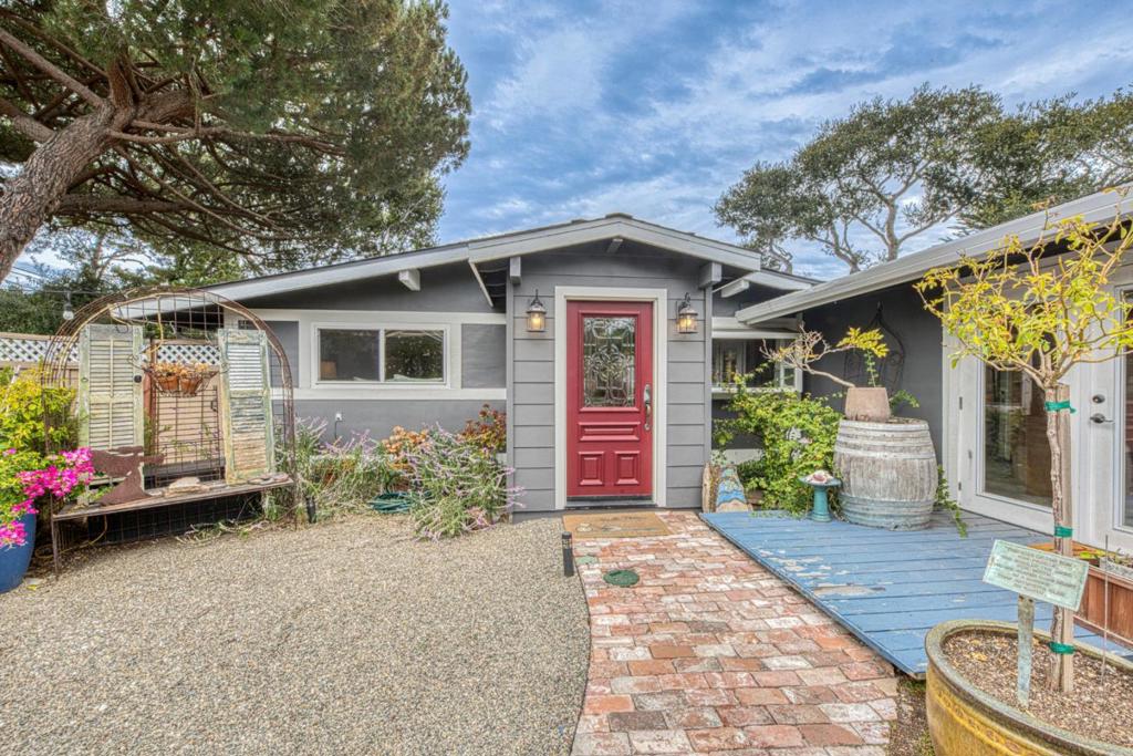 26085 S Carmel Hills Drive, Carmel, CA 93923 — photo 1