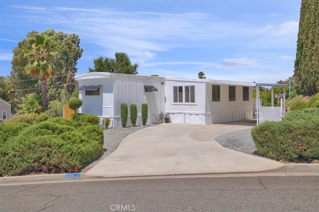 22780 Skylink, Canyon Lake, CA 92587 — photo 1