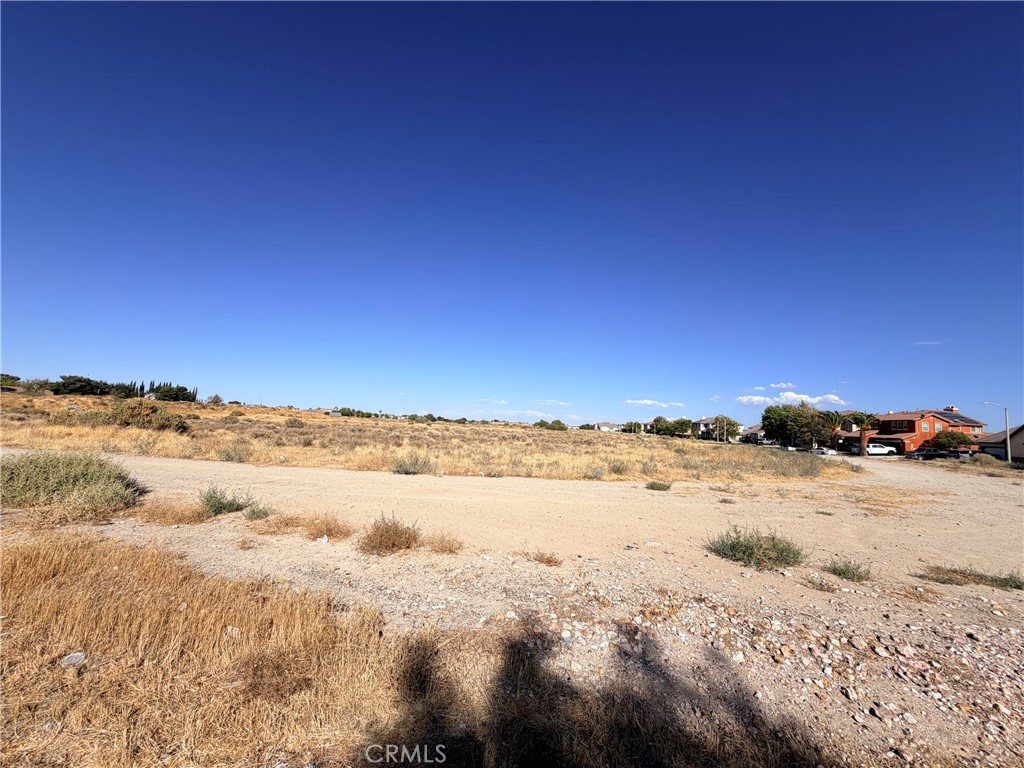 40 Ste Vic AVE J8, Lancaster, CA 93535 — photo 1