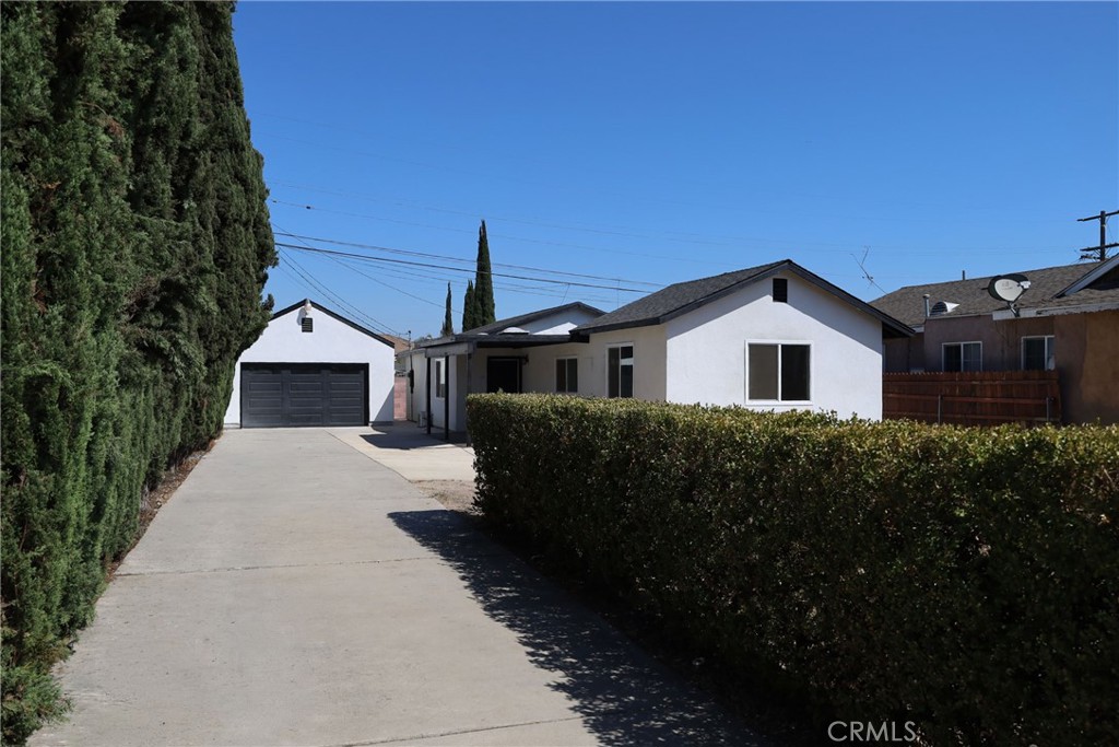 742 Simmons, Los Angeles, CA 90022 — photo 1