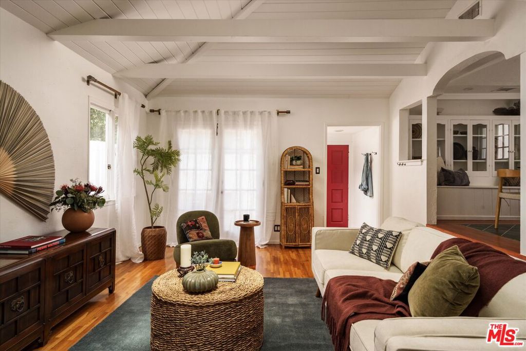 8460 Kirkwood Drive, Los Angeles, CA 90046 — photo 1