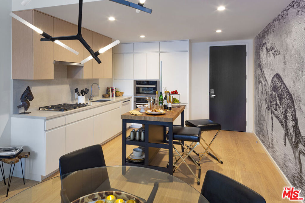 877 Francisco Street 1608, Los Angeles, CA 90017 — photo 1