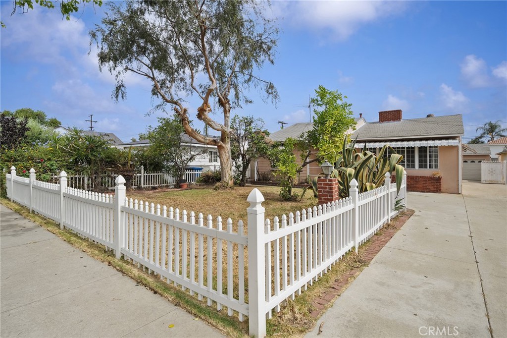 9319 Cecilia, Downey, CA 90241 — photo 1