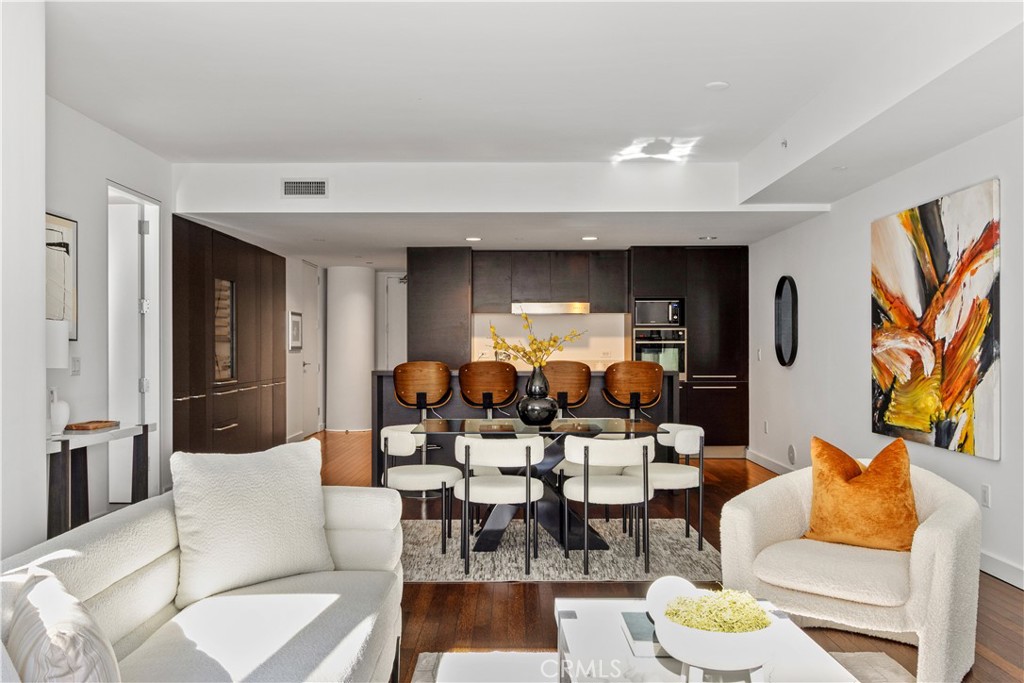 6250 Hollywood Blvd 8D, Los Angeles, CA 90028 — photo 1