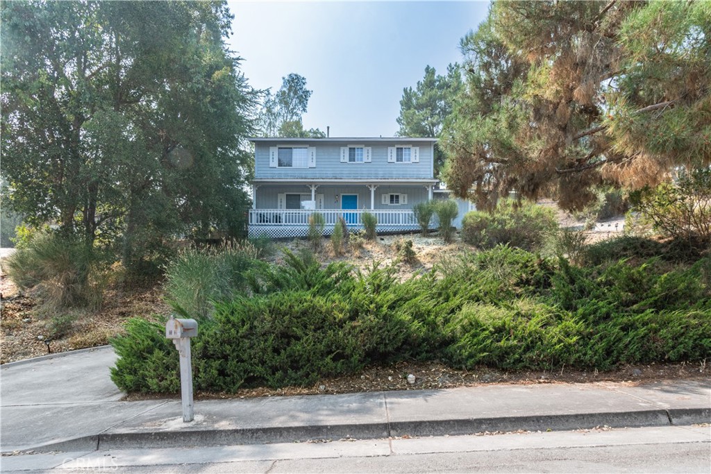 32 Fresno Street, Paso Robles, CA 93446 — photo 1