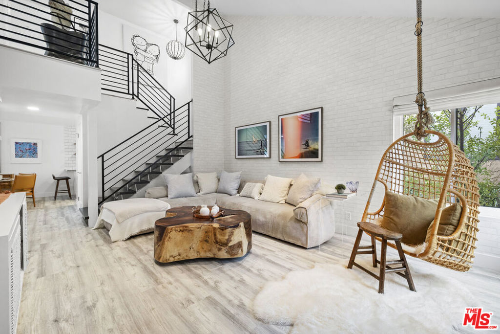 29206 Heathercliff Road, Malibu, CA 90265 — photo 1