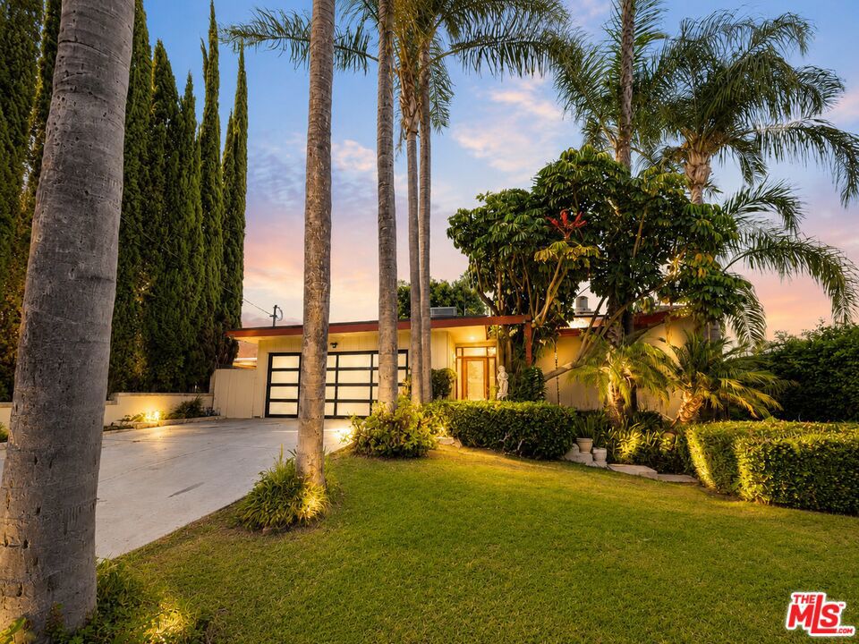 13523 Hartland Street, Valley Glen, CA 91405 — photo 1