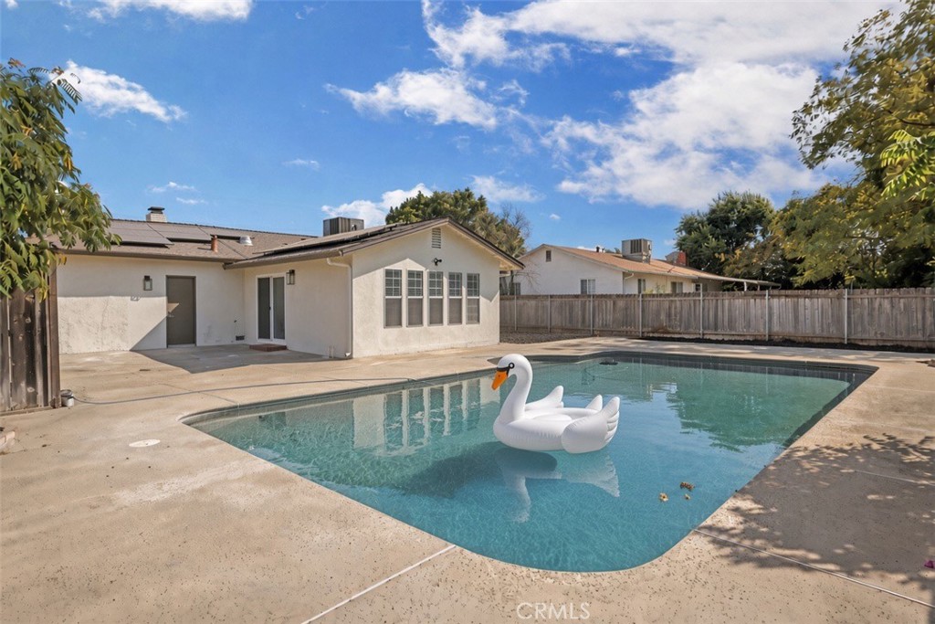 2318 Reile, Escalon, CA 95320 — photo 1
