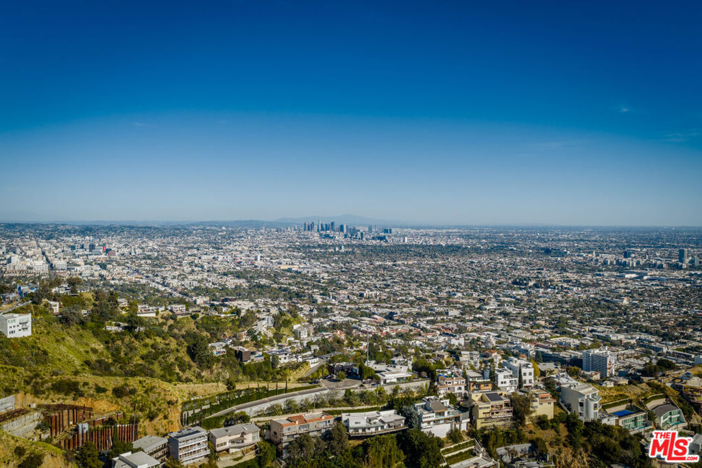 2189 Sunset Plaza Drive, Los Angeles, CA 90069 — photo 1