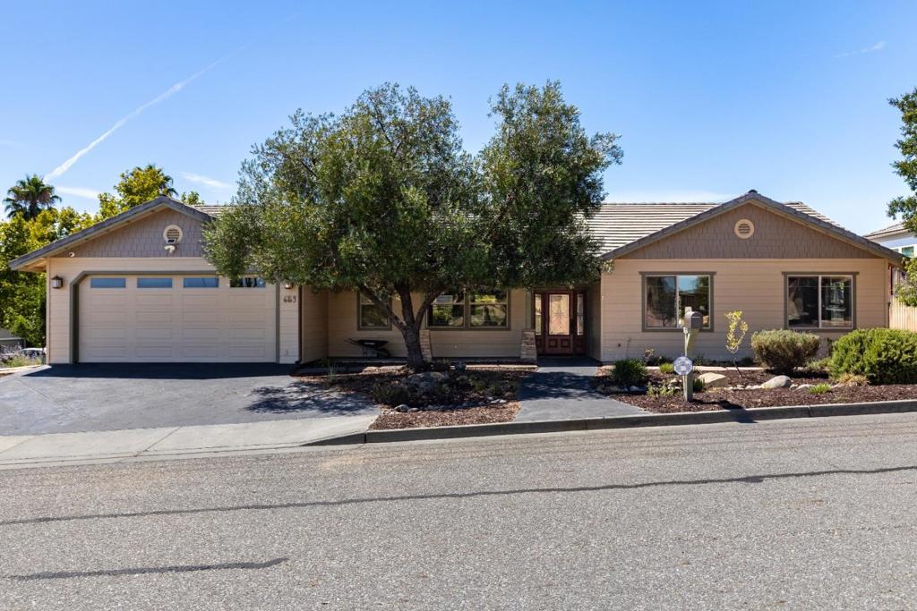 653 Red Cloud Road, Paso Robles, CA 93446 — photo 1
