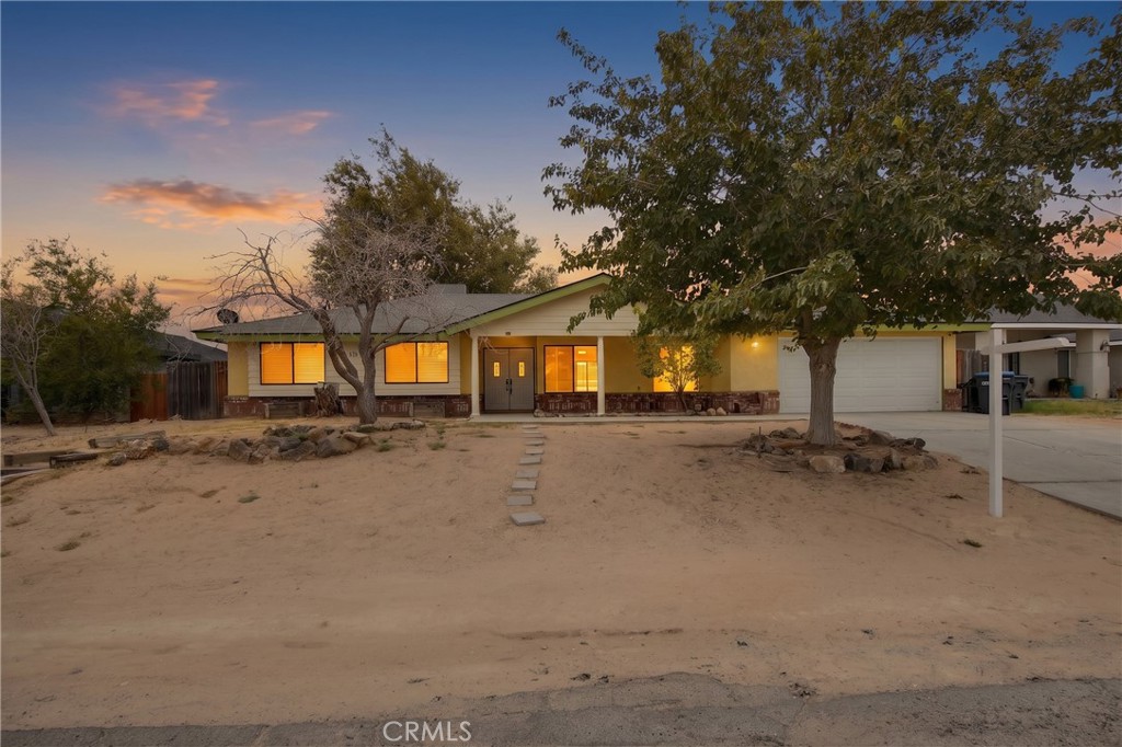 10130 Evelyn, California City, CA 93505 — photo 1