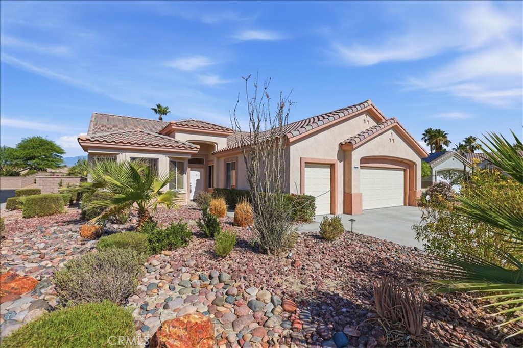 39375 Falconwood Court, Palm Desert, CA 92211 — photo 1