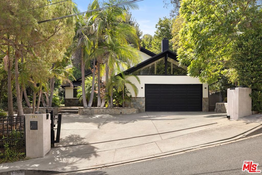 1561 Clear View Drive, Los Angeles, CA 90210 — photo 1