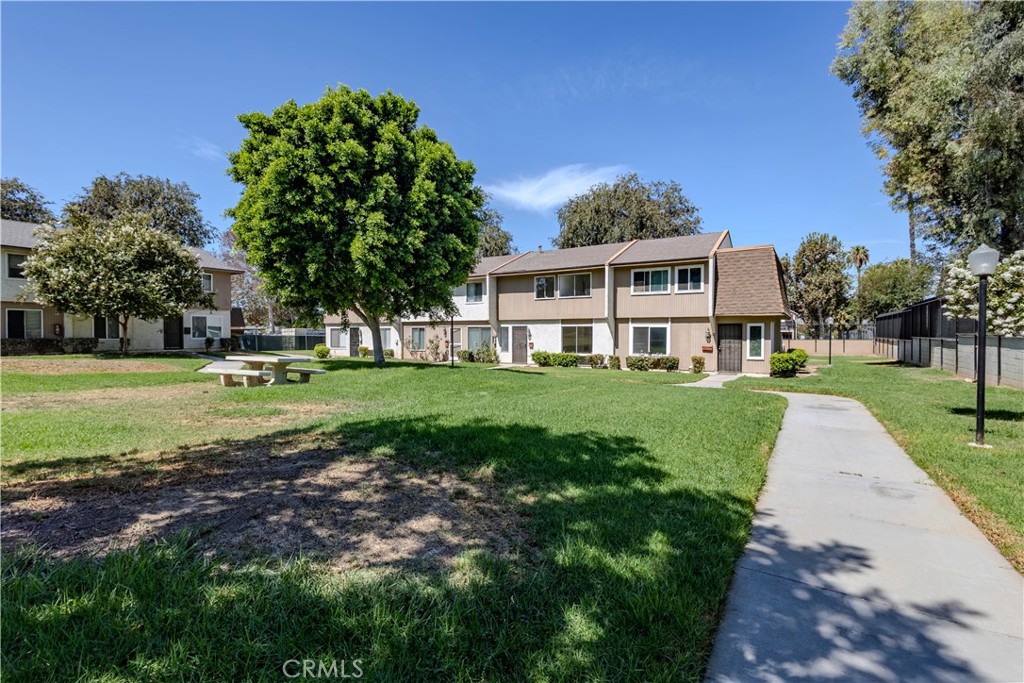 3485 Columbia, Riverside, CA 92501 — photo 1