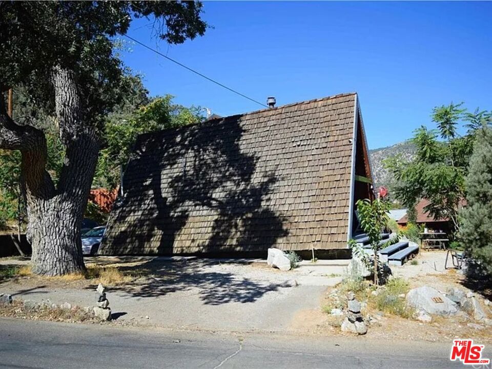 219 Pine Canyon Drive, Frazier Park, CA 93225 — photo 1
