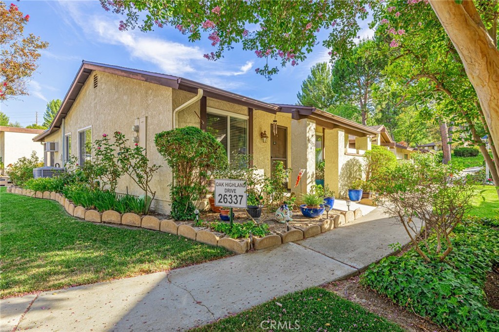 26337 Oak Highland Drive A, Newhall, CA 91321 — photo 1