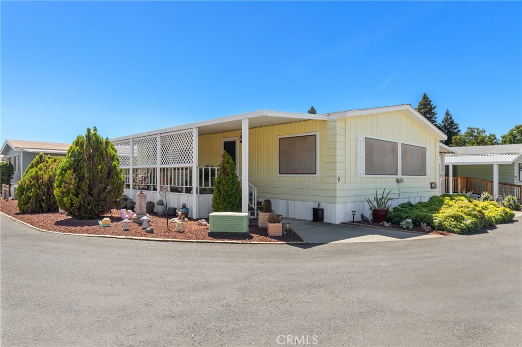 1595 Manzanita Avenue 9, Chico, CA 95926 — photo 1