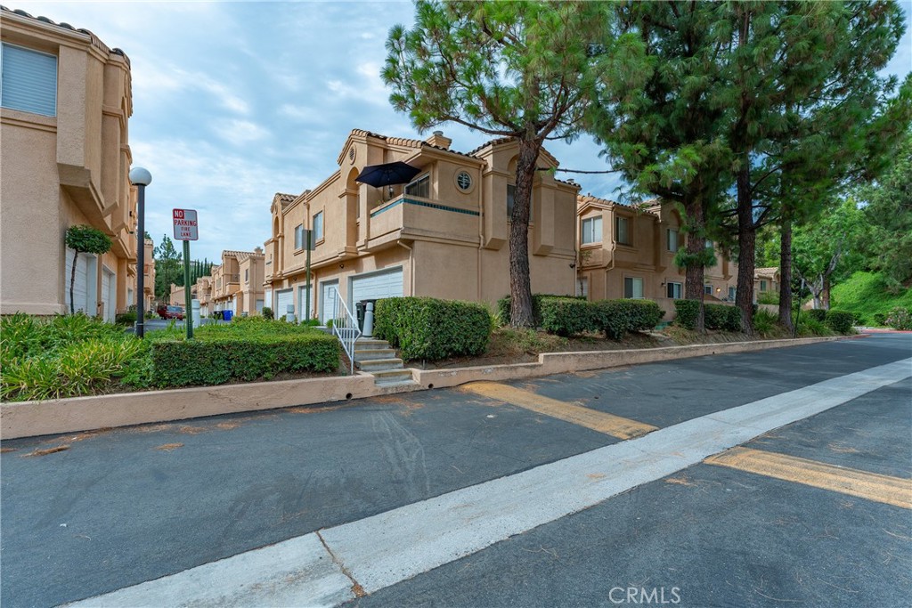18852 Vista Del Canon F, Newhall, CA 91321 — photo 1