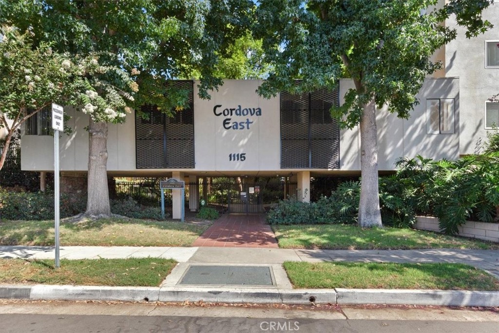 1115 Cordova Street 123, Pasadena, CA 91106 — photo 1