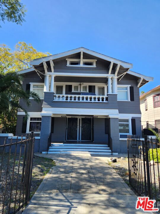 4207 S Flower Street, Los Angeles, CA 90037 — photo 1