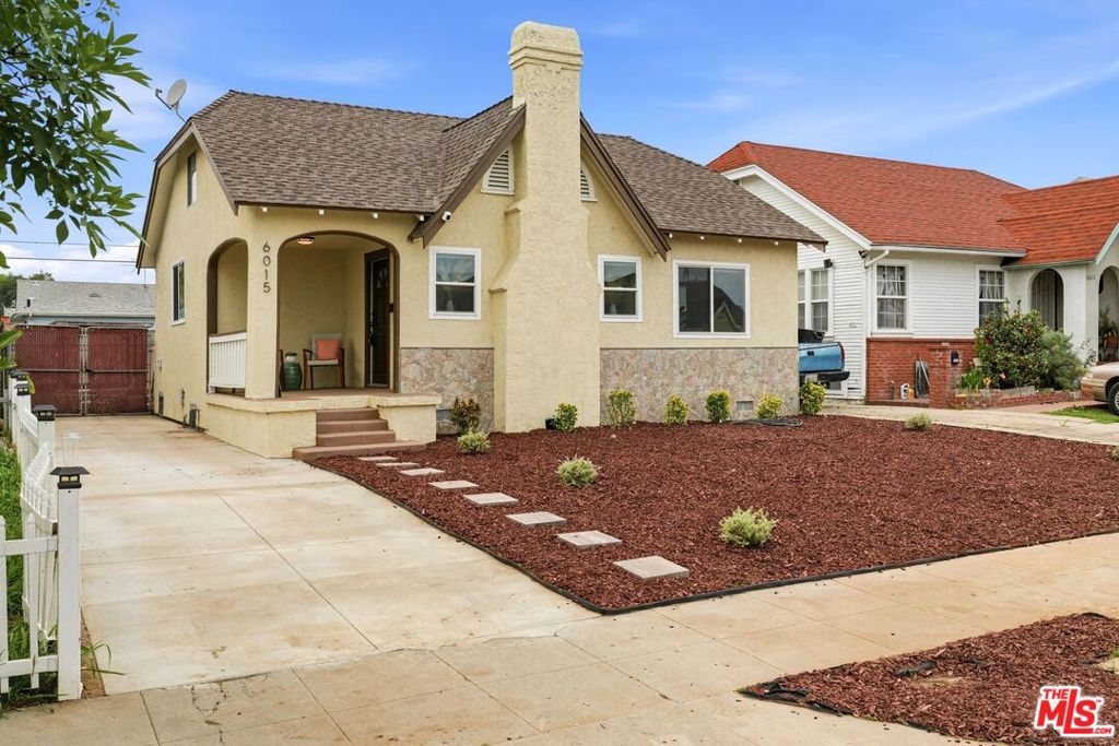 6015 Keniston Avenue, Los Angeles, CA 90043 — photo 1