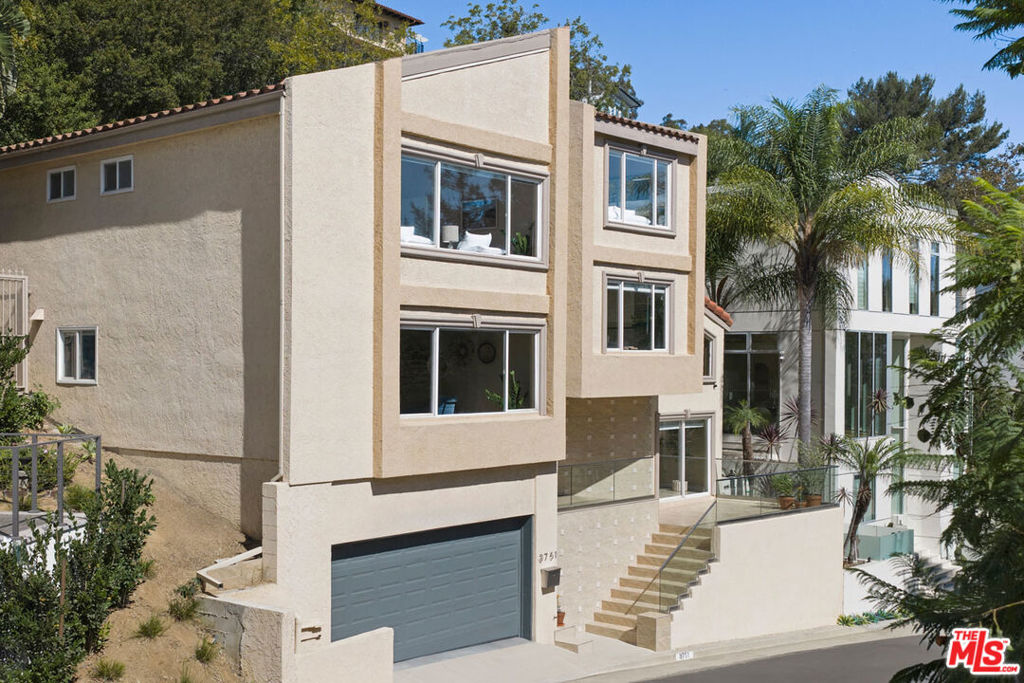 3751 Prestwick Drive, Los Angeles, CA 90027 — photo 1