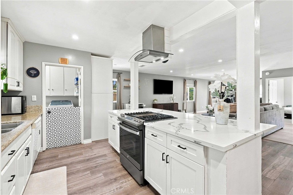 19857 Bassett, Winnetka, CA 91306 — photo 1