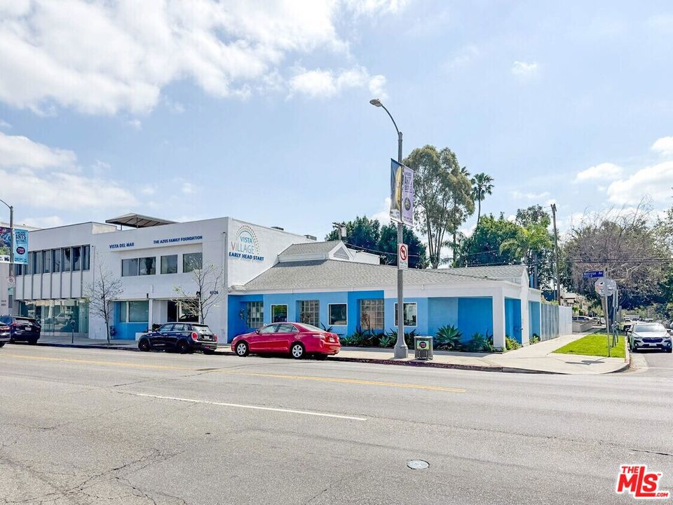 6926 Melrose Avenue, Los Angeles, CA 90038 — photo 1