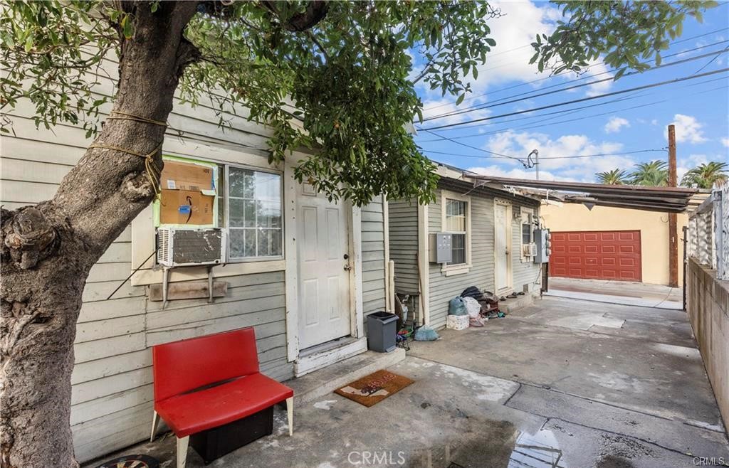 833 Pepper Way, Glendale, CA 91205 — photo 1