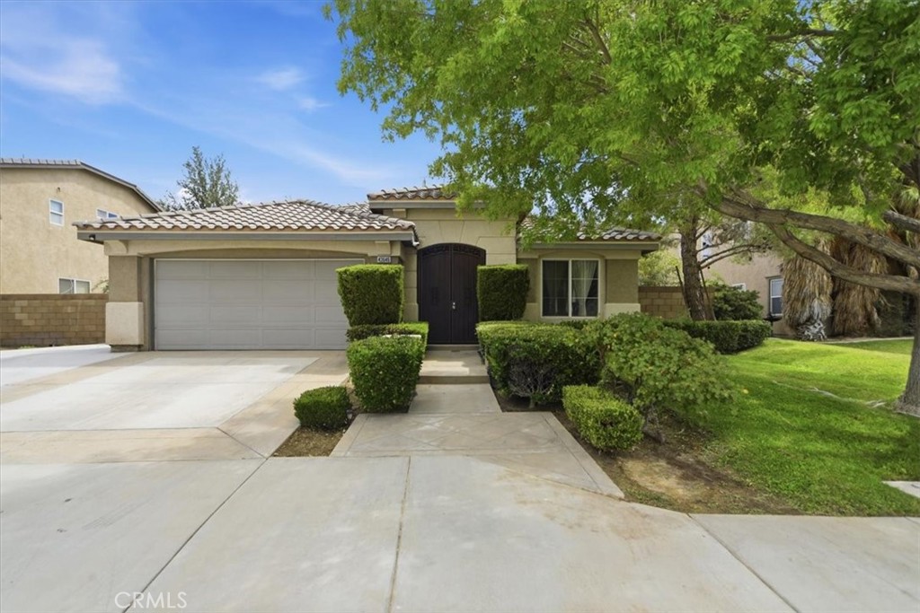 43646 Rialto, Lancaster, CA 93535 — photo 1