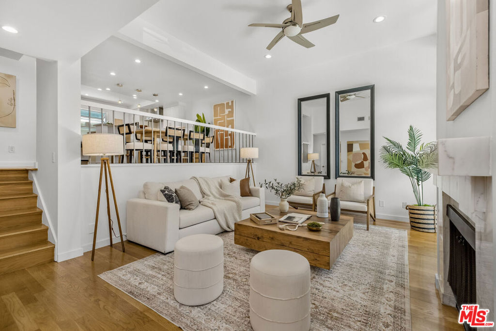 4754 La Villa Marina Unit D, Los Angeles, CA 90292 — photo 1