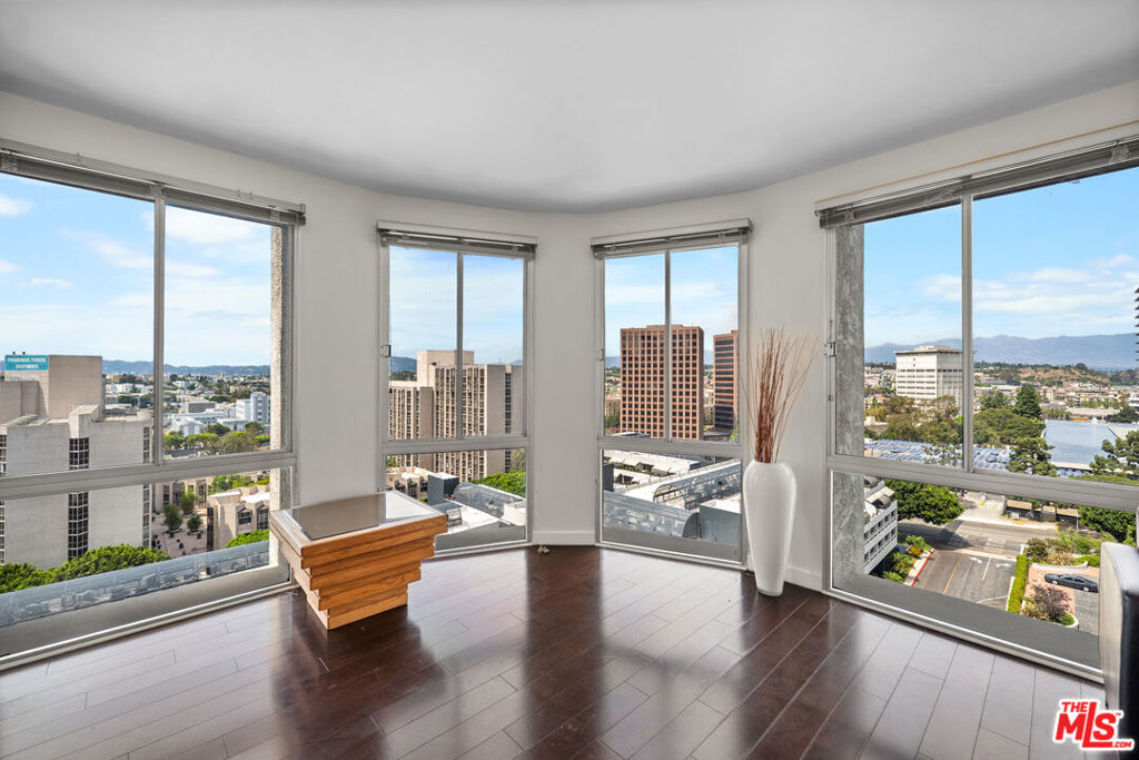 800 W 1st Street 1210, Los Angeles, CA 90012 — photo 1