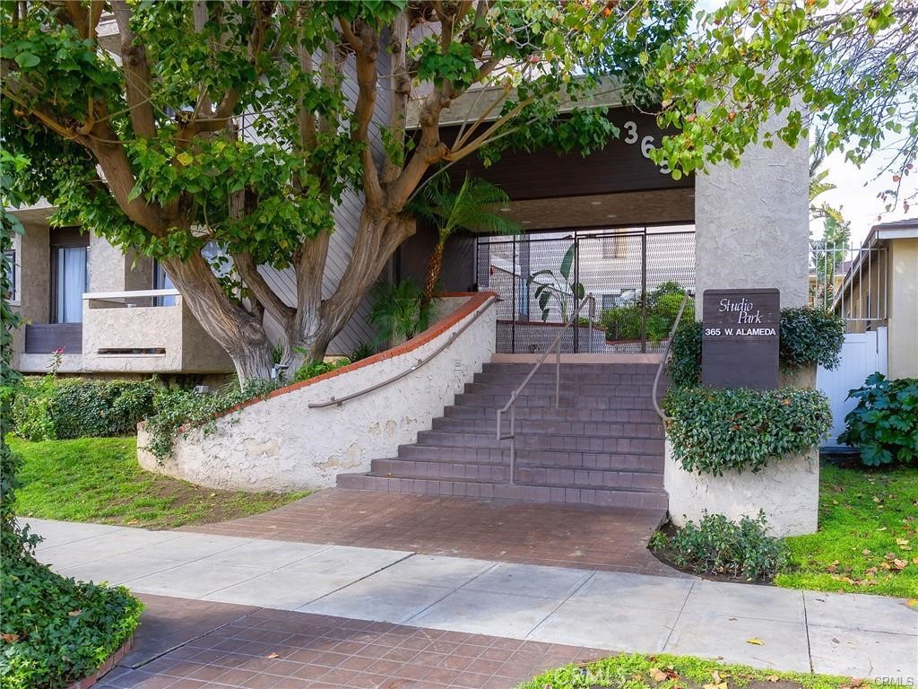365 W Alameda 207, Burbank, CA 91506 — photo 1