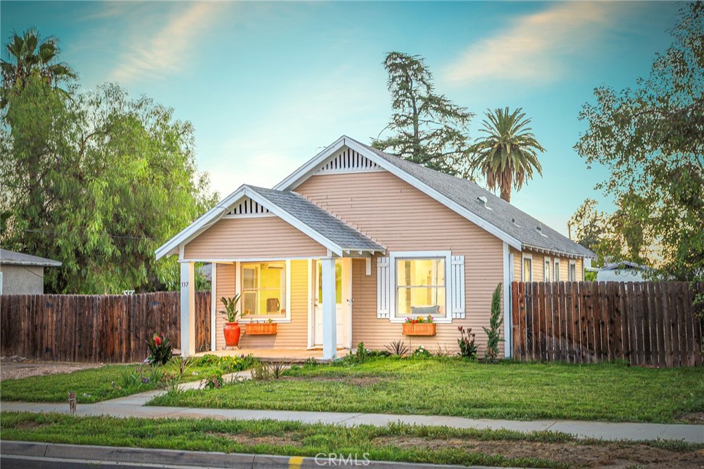 337 S Franklin, Hemet, CA 92543 — photo 1