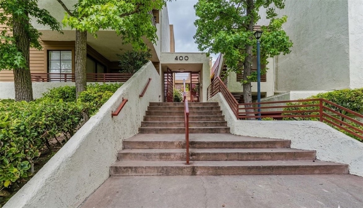 400 N Louise Street 306, Glendale, CA 91206 — photo 1