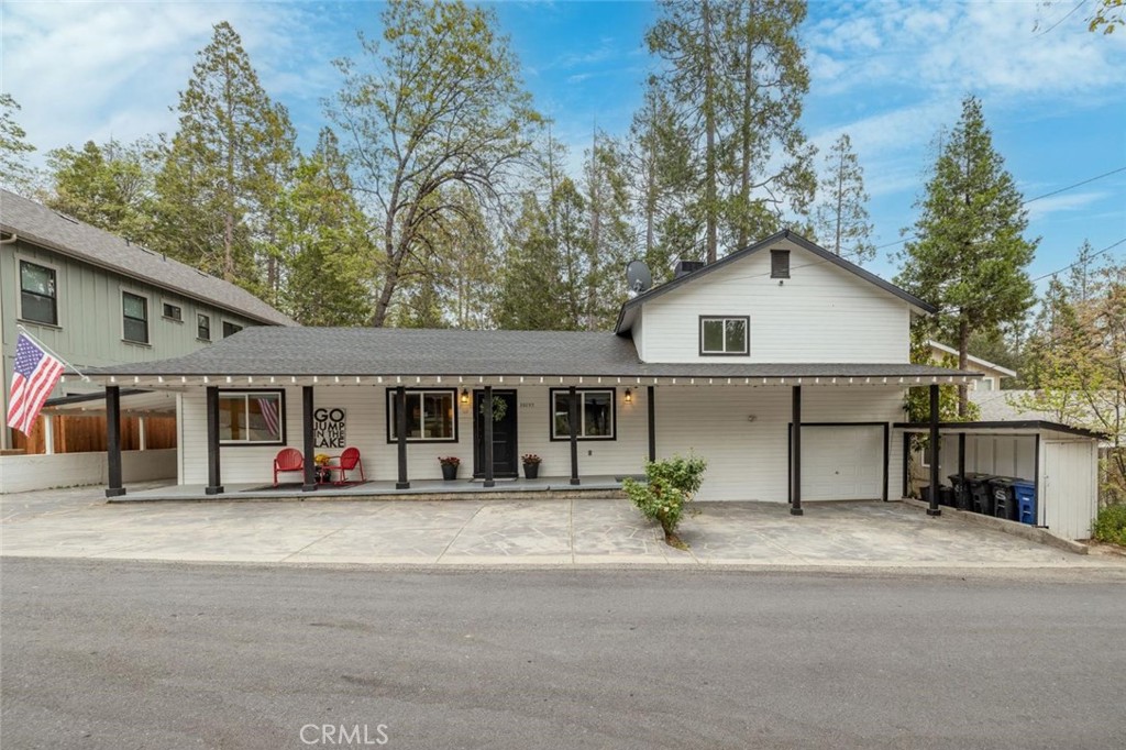 39253 Robin, Bass Lake, CA 93604 — photo 1