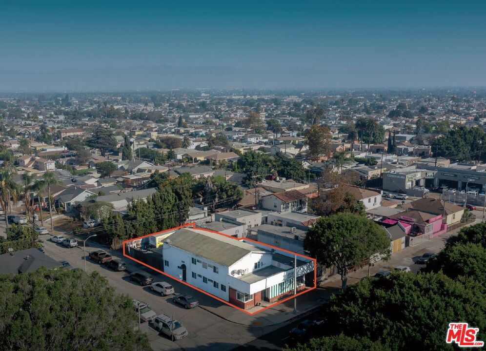 2927 W Florence Avenue, Los Angeles, CA 90043 — photo 1
