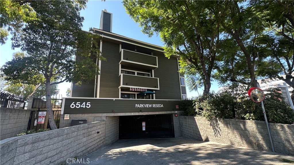 6545 Reseda Boulevard 24, Reseda, CA 91335 — photo 1