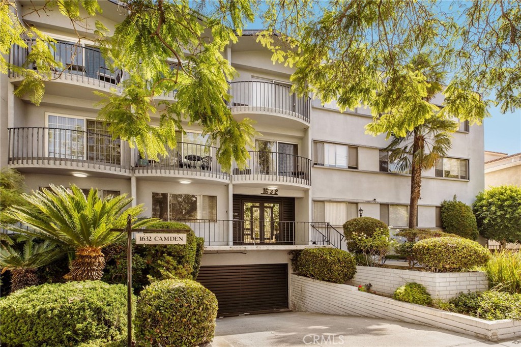 1632 Camden 204, Los Angeles, CA 90025 — photo 1