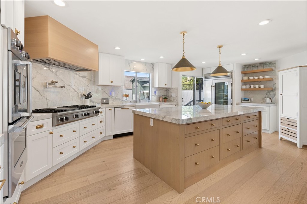 845 11th, Manhattan Beach, CA 90266 — photo 1