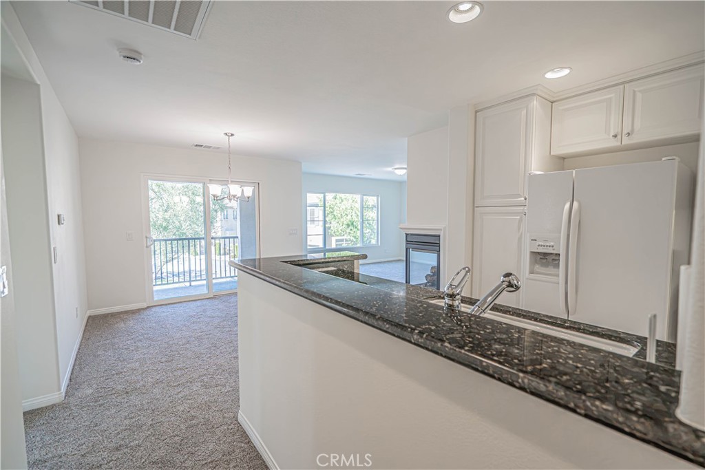19380 Laroda, Saugus, CA 91350 — photo 1