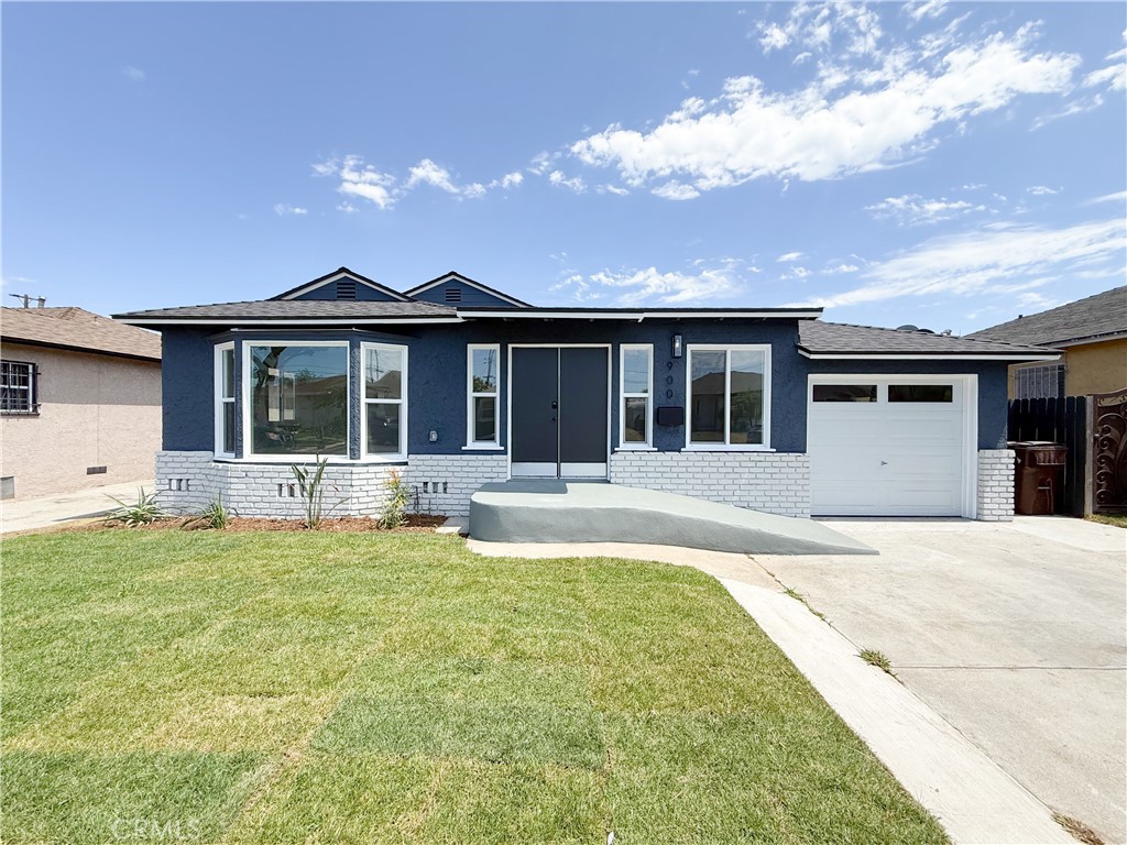 900 N Evers Avenue, Compton, CA 90220 — photo 1