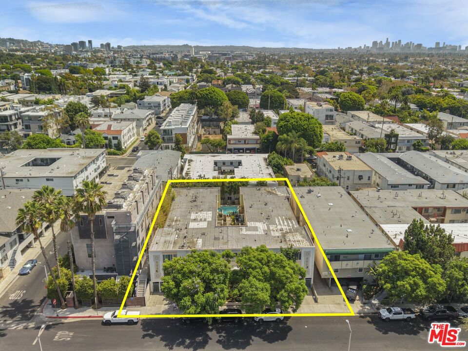 944 N Orange Grove Avenue, West Hollywood, CA 90046 — photo 1