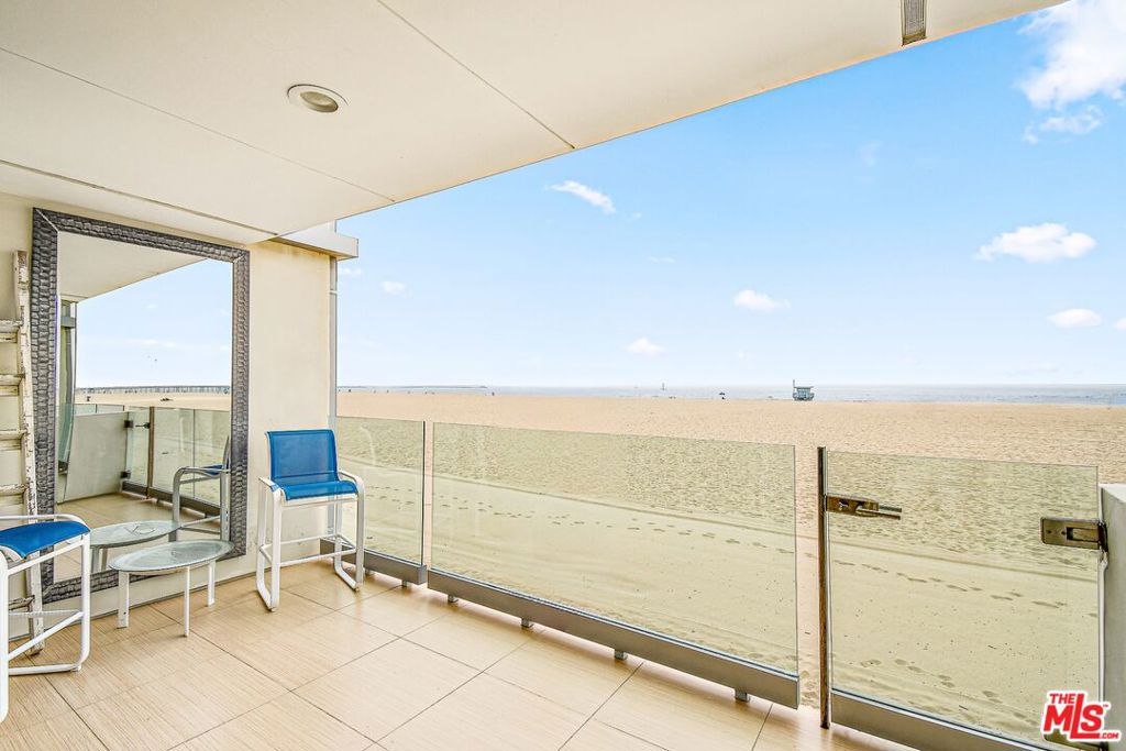 4 Jib Street 2, Marina Del Rey, CA 90292 — photo 1
